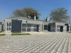 Flat/Apartment to Rent in Highlands