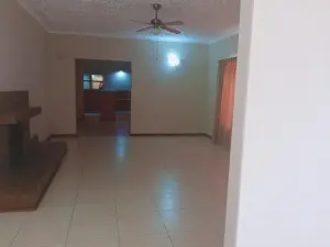 4 Bedroom House to Rent in Mount Pleasant