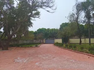4 Bedroom House to Rent in Mount Pleasant