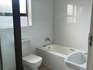 3 Bedroom Cottage/Garden Flat to Rent in Mount Pleasant Heights