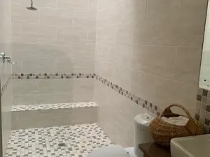 Townhouse/Complex/Cluster to Rent in Newlands