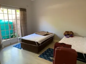 Townhouse/Complex/Cluster to Rent in Newlands