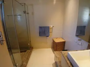 6 Bedroom House to Rent in Mount Pleasant