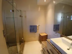 6 Bedroom House to Rent in Mount Pleasant