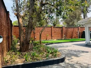 Townhouse/Complex/Cluster to Rent in Mount Pleasant