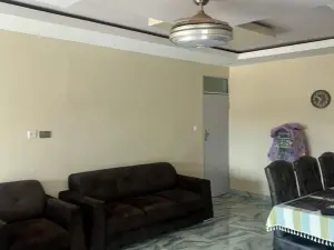 Townhouse/Complex/Cluster to Rent in Madokero Estates
