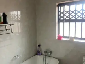 Townhouse/Complex/Cluster to Rent in Madokero Estates
