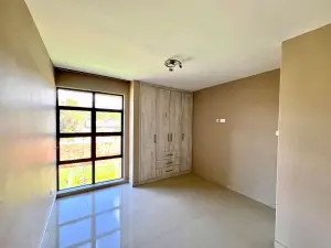 Townhouse/Complex/Cluster to Rent in Strathaven