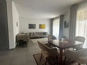 Townhouse/Complex/Cluster to Rent in Arlington