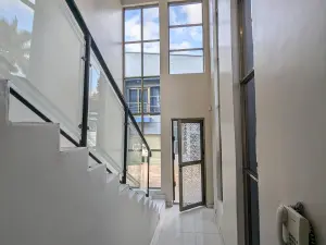 Townhouse/Complex/Cluster to Rent in Newlands