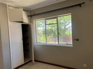 4 Bedroom House to Rent in Glen Lorne
