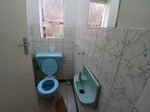 Flat/Apartment to Rent in Avondale