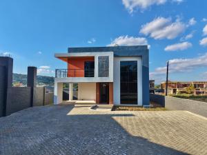 Townhouse/Cluster for Sale