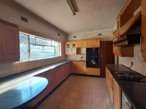 4 Bedroom House to Rent in Borrowdale