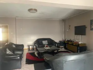 4 Bedroom House to Rent in Bluff Hill