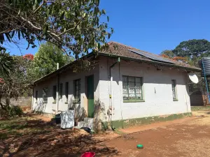 3 Bedroom House to Rent in Meyrick Park