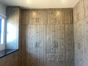 4 Bedroom House to Rent in Mount Pleasant Heights