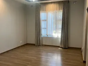 4 Bedroom House to Rent in Mount Pleasant Heights
