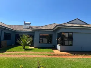 4 Bedroom House to Rent in Mount Pleasant Heights