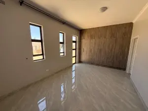4 Bedroom House to Rent in Arlington