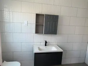 Townhouse/Complex/Cluster to Rent in Bluff Hill