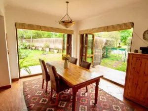 1 Bedroom Cottage/Garden Flat to Rent in Greystone Park