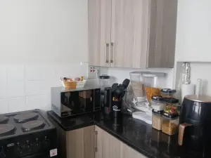 Flat/Apartment to Rent in Avenues