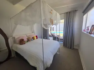 Townhouse/Complex/Cluster to Rent in Newlands