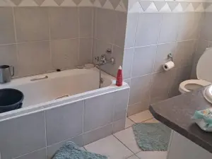 Townhouse/Complex/Cluster to Rent in Mount Pleasant