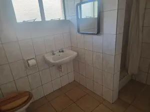 Townhouse/Complex/Cluster to Rent in Borrowdale Brooke