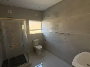 Townhouse/Complex/Cluster to Rent in Greendale North