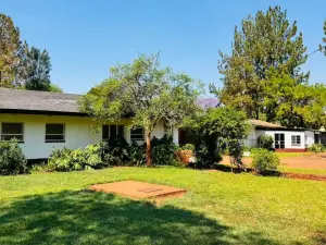 3 Bedroom House to Rent in Borrowdale