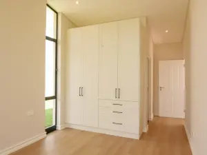 Townhouse/Complex/Cluster to Rent in Newlands