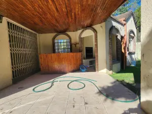 Townhouse/Complex/Cluster to Rent in Newlands