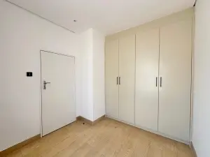 Townhouse/Complex/Cluster to Rent in Marlborough