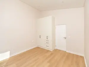 Townhouse/Complex/Cluster to Rent in Newlands