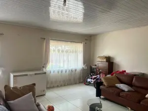4 Bedroom House to Rent in Rockview
