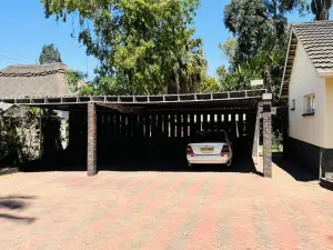 3 Bedroom House to Rent in Highlands