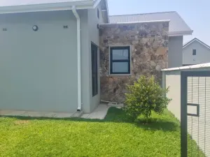 Townhouse/Complex/Cluster to Rent in Borrowdale West