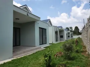 Townhouse/Complex/Cluster to Rent in Borrowdale West