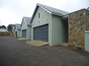 Townhouse/Cluster to Rent in Borrowdale West