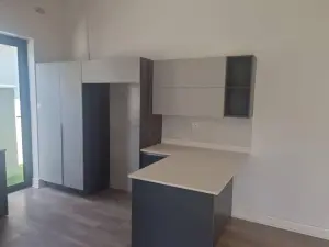Townhouse/Complex/Cluster to Rent in Borrowdale West