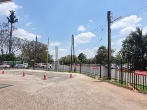 Commercial Property to Rent in Avondale