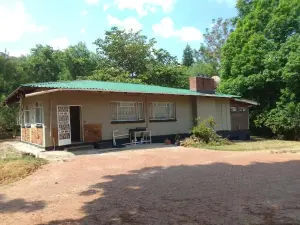 4 Bedroom House to Rent in Borrowdale