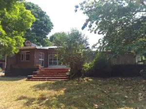 4 Bedroom House to Rent in Borrowdale