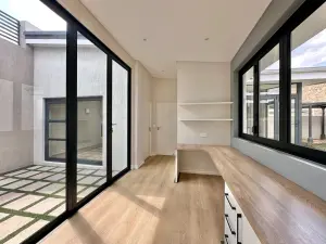 Townhouse/Complex/Cluster to Rent in Newlands