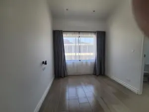 Townhouse/Complex/Cluster to Rent in Newlands