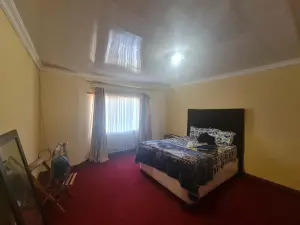 5 Bedroom House to Rent in Westgate