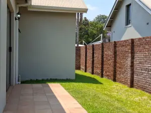 Townhouse/Complex/Cluster to Rent in Mount Pleasant