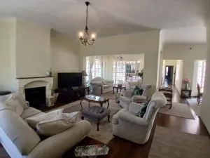 Townhouse/Complex/Cluster to Rent in Avondale
